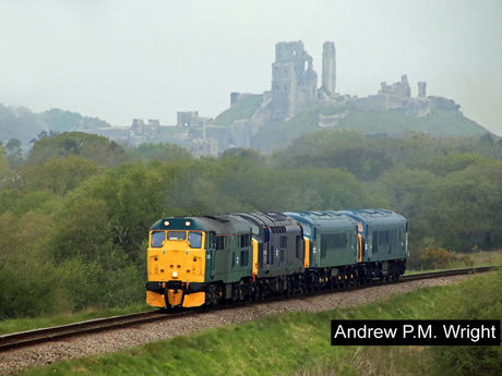 Convoy of heritage locomotives arrives for first 'Diesel Gala and Beer Festival' since 2019