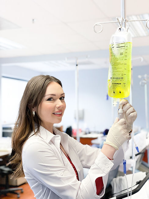 Maddy Smock IV Bar | Encompass Healthcare