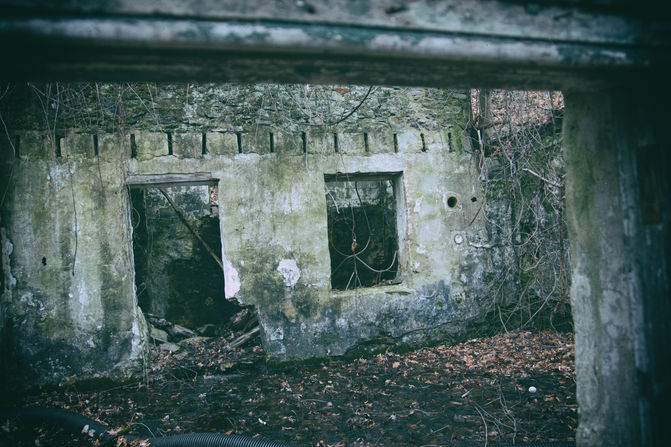 Cleft Rock BottlingWorks-5