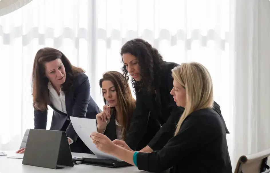 How Strong Branding Turns Clicks Into Customers