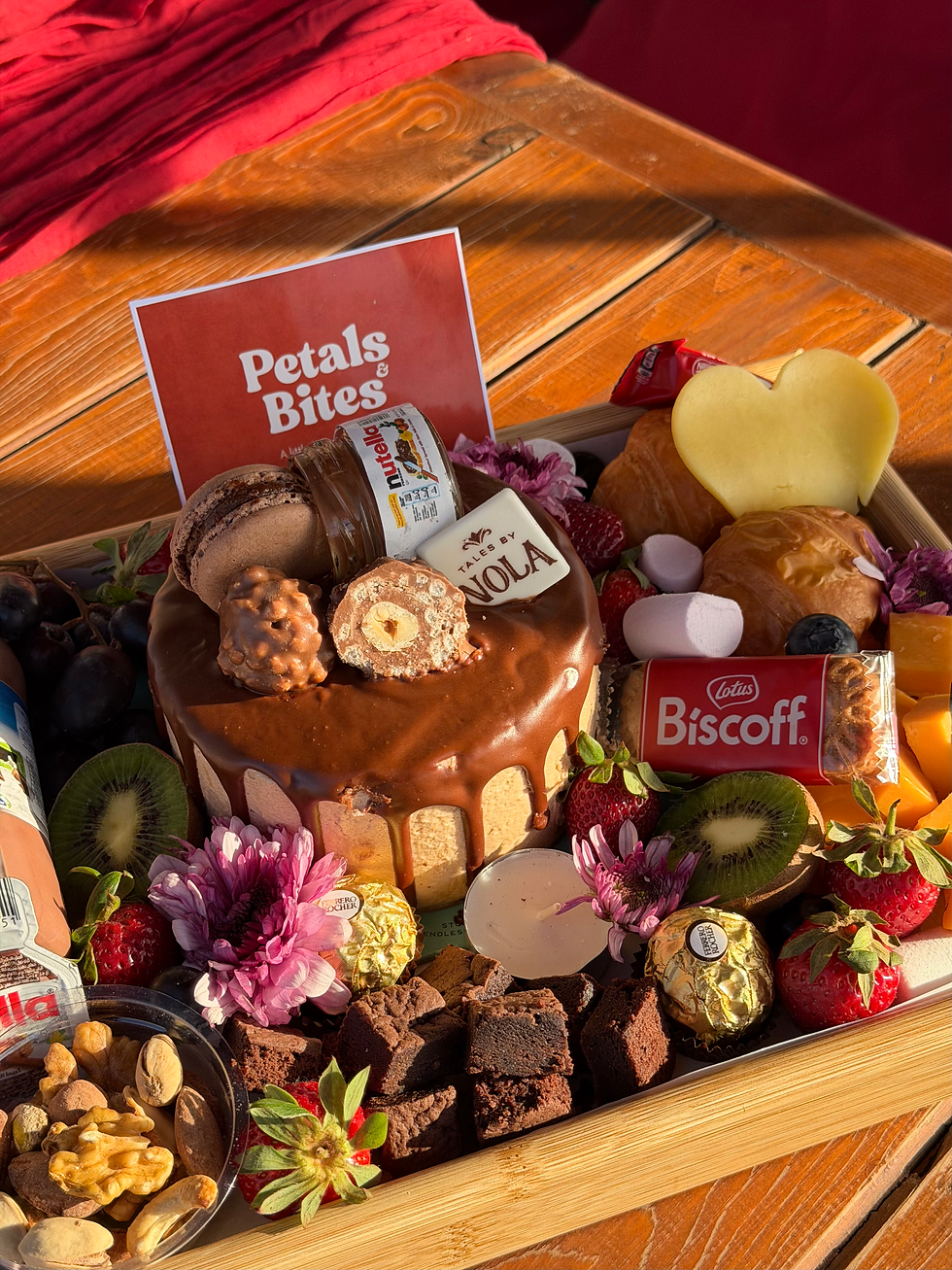 الصورة المصغرة: Romantic Birthday Tray