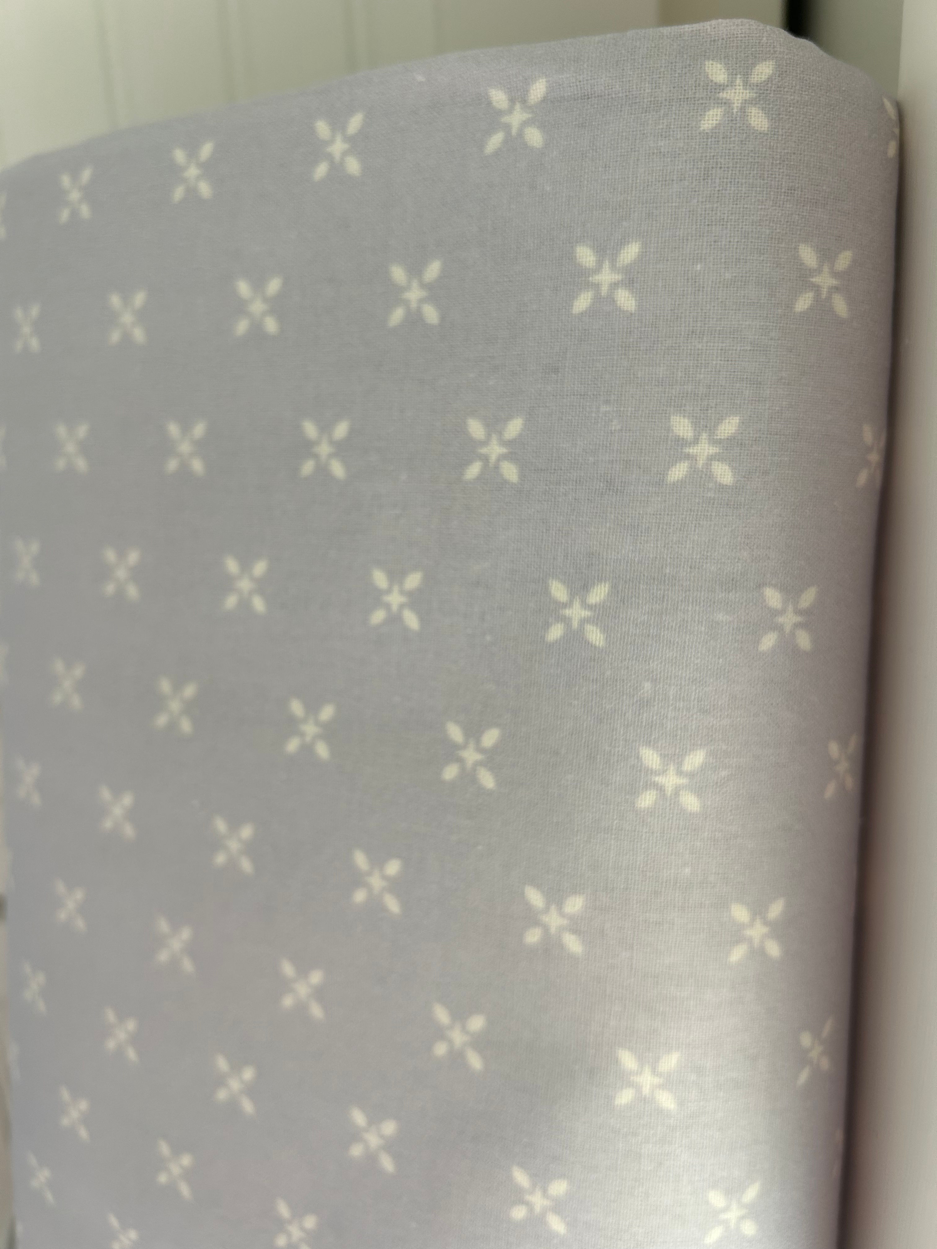 light lavendar/periwinkle linen blend fabric (sold by half yard)