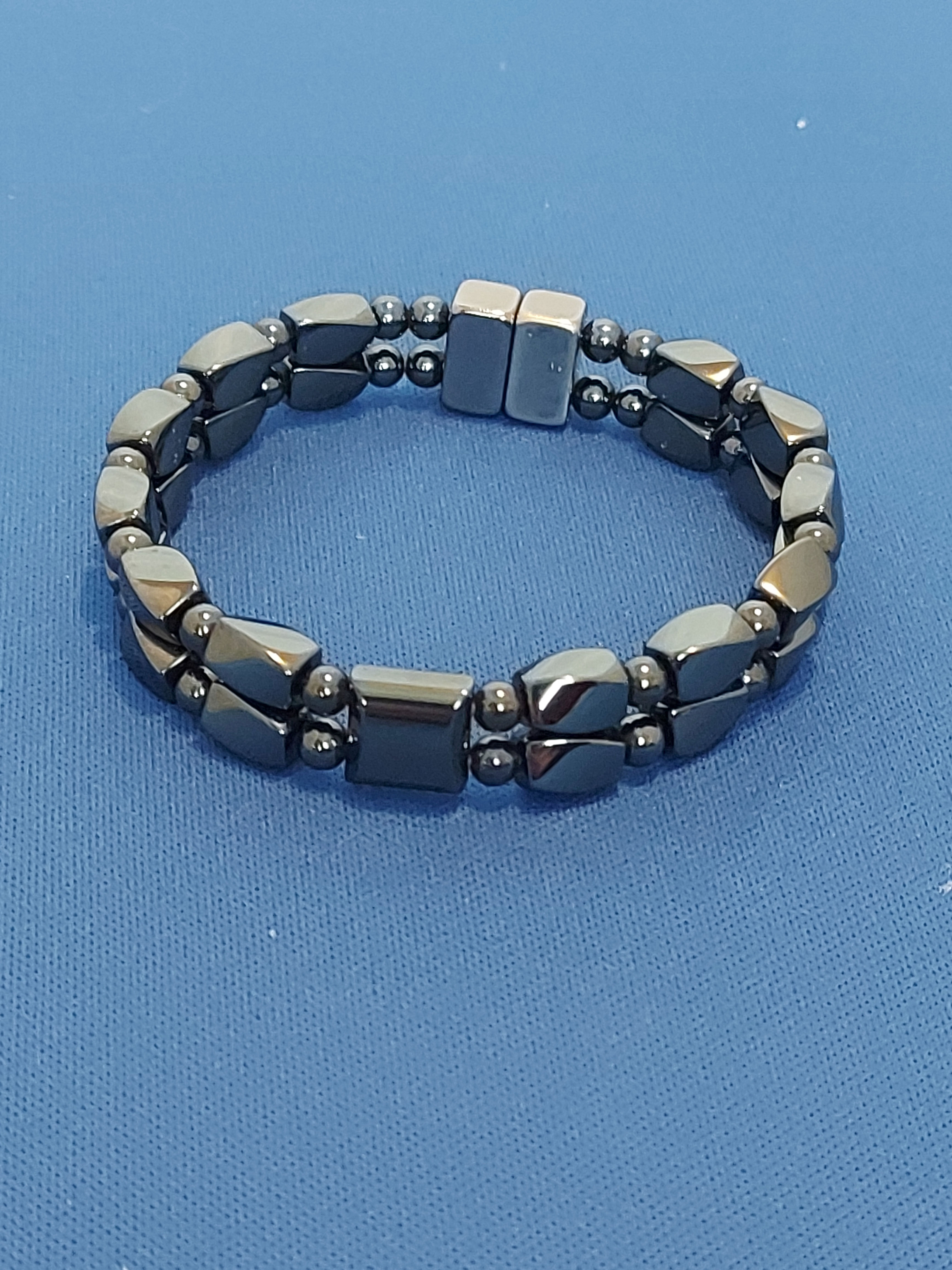 Bracelet hématites magnétiques 2 rangées