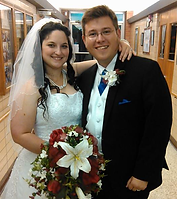 Lindsey and Wade on their wedding day