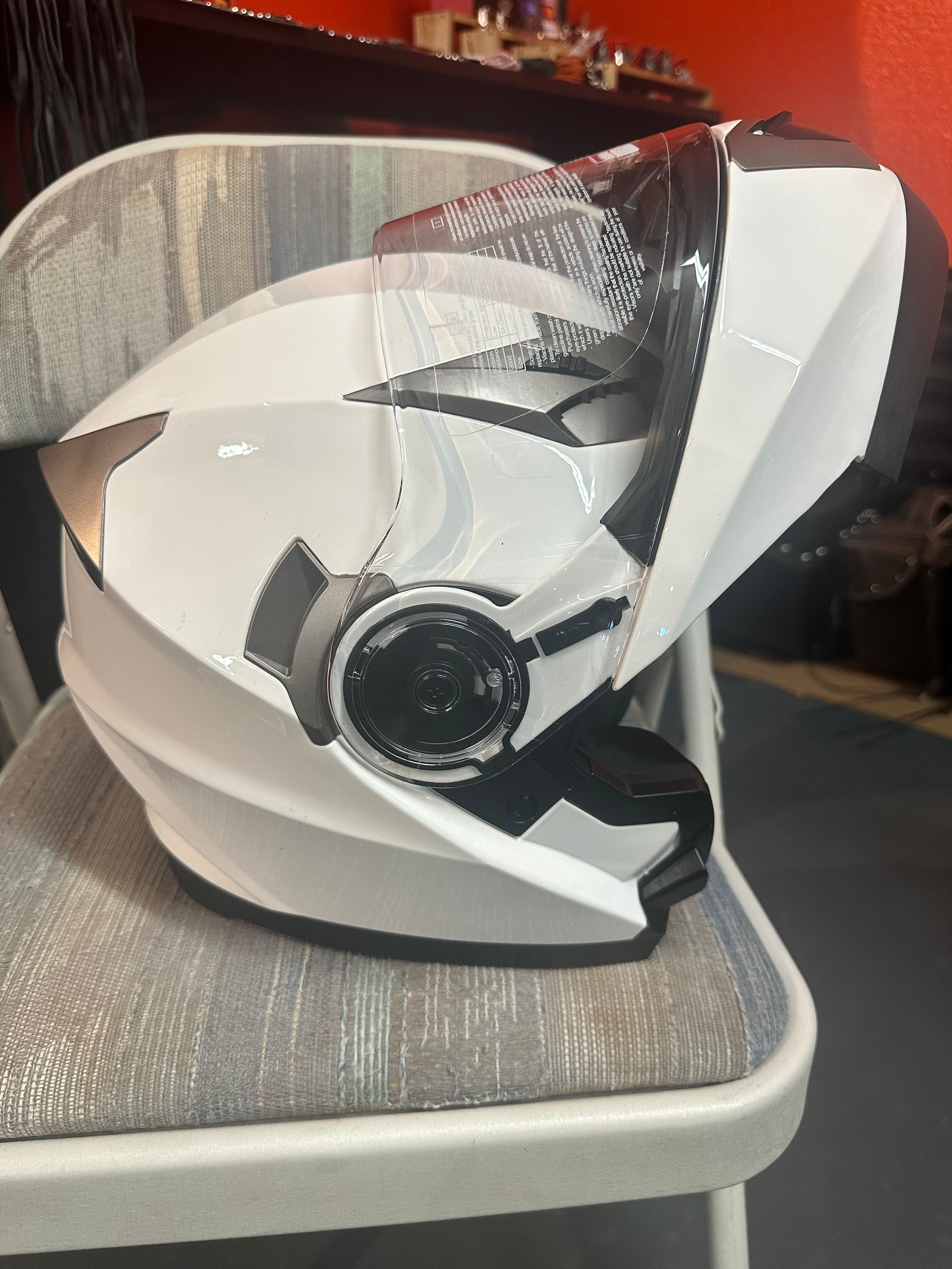 Modular helmet white Modular helmet white