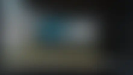 How to Choose the Best Indoor LED Display Cabinet for Your Business