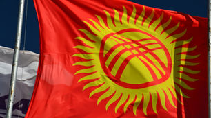 V koňském sedle v horách Ťan Šanu k jezeru Song-Kol