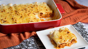 Canelones de Pollo en Salsa Blanca