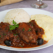 Prepare this AMAZING Chicken in a Red Wine Sauce!