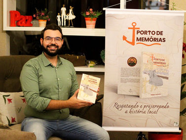 Felipe Lamellas lança livro Porto de Memórias, com história de vida de personalidades ferreirenses