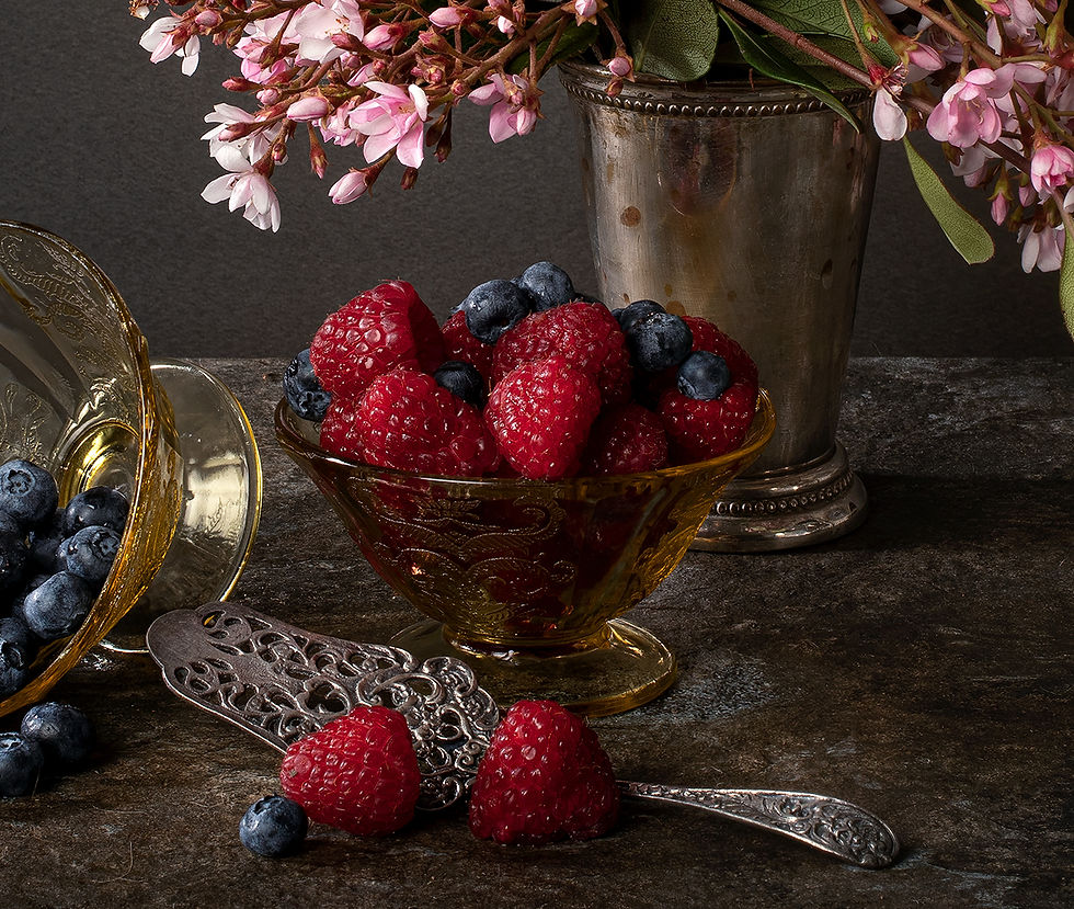 Thumbnail: Moras y arándanos. From the bodegones series, Dora Franco, Still life, color Photography, contemporary art