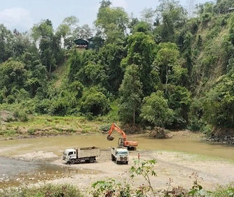 Farkawn YMA က CNF/CNA ဌာနချုပ်ဘက်ကို ကုန်စည်သယ်ယူခွင့်ပြန်ပြု
