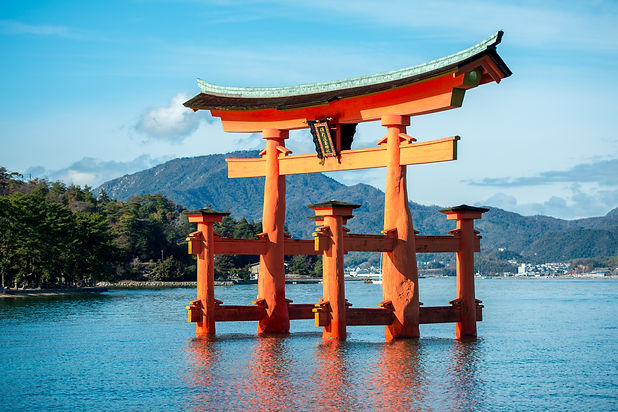 Itsukushima_Gate.jpg