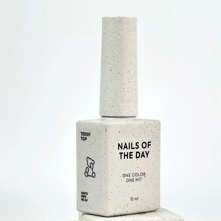 Miniatyrbilde: NAILSOFTHEDAY TEDDY TOP WIPE – Matt plush top med sticky layer (10 ml)
