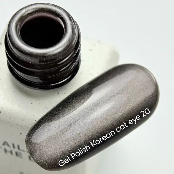 Miniatyrbilde: Gel polish Korean Cat Eye 20 - 6 ml