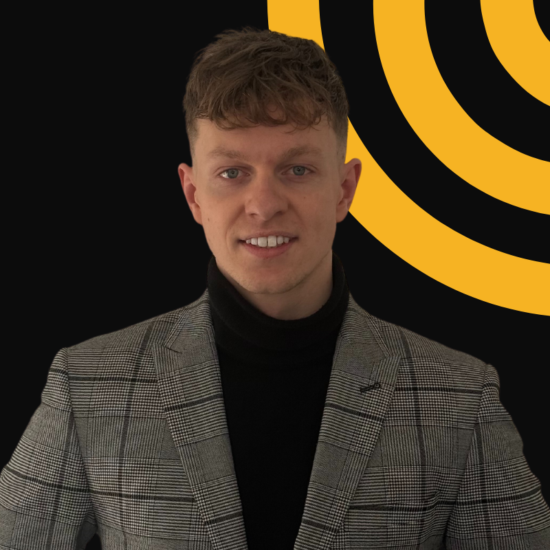 Elliott Profile Picture.png