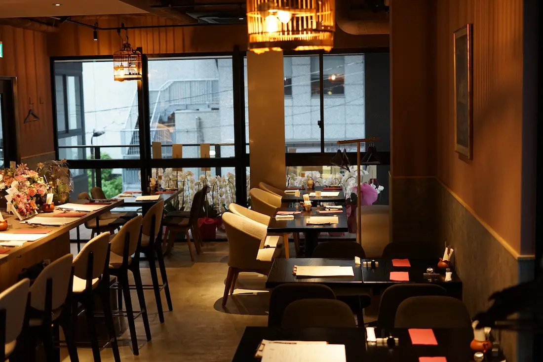 中華バル-寛-10坪店舗-施工事例-オフィスTAKAHATA