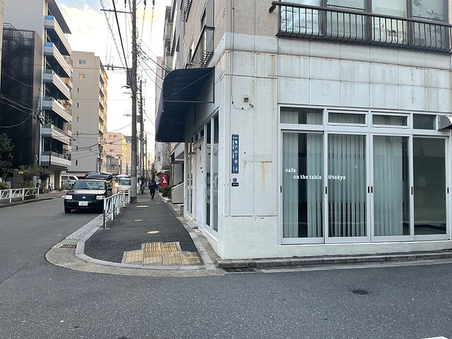 錦糸町　角地にある路面店　横から見た外観