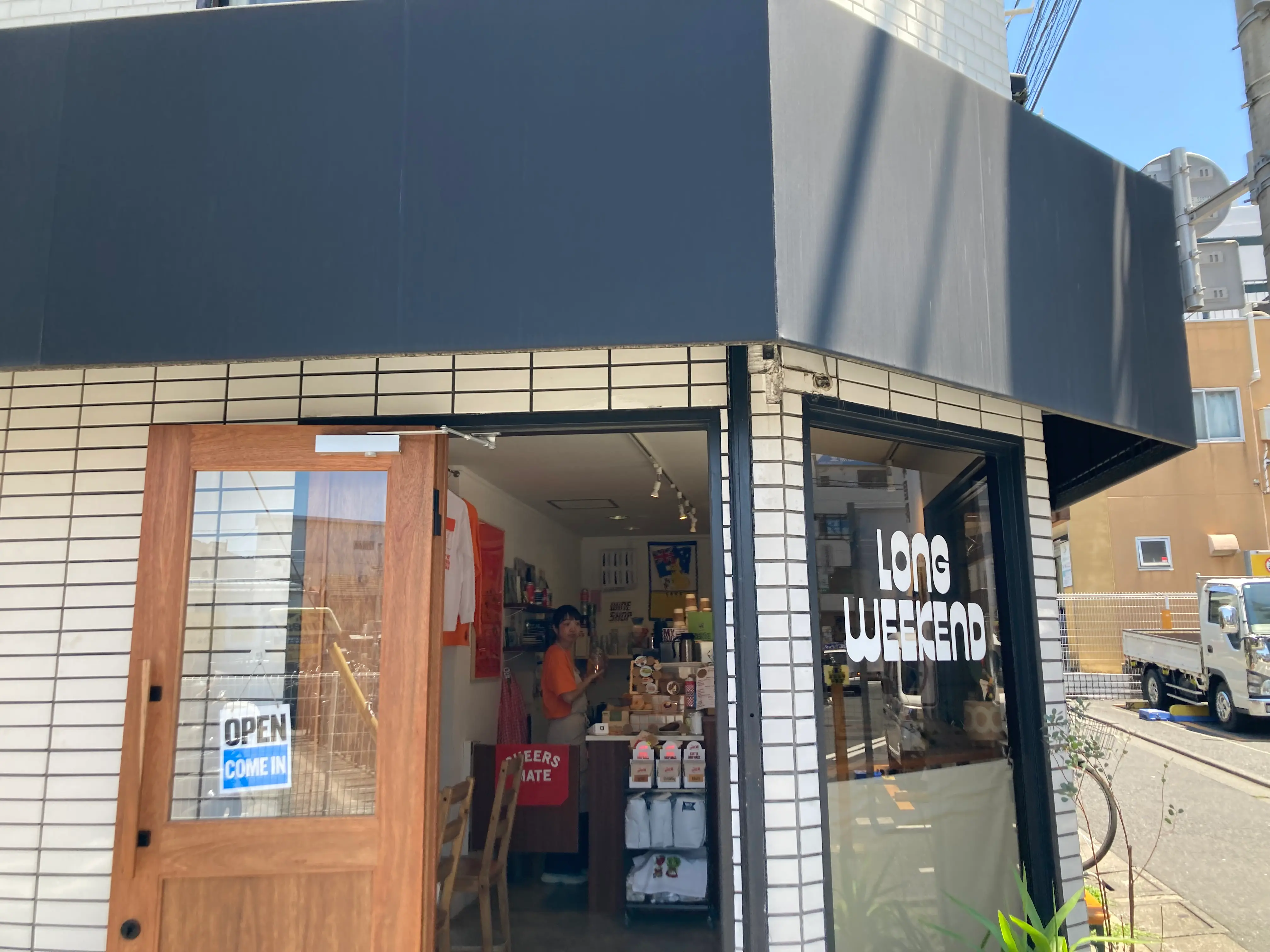 longweekend-三軒茶屋-10坪店舗-施工事例-オフィスTAKAHATA