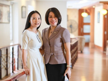 Nhảy vào khó khăn và vượt qua những dèm pha