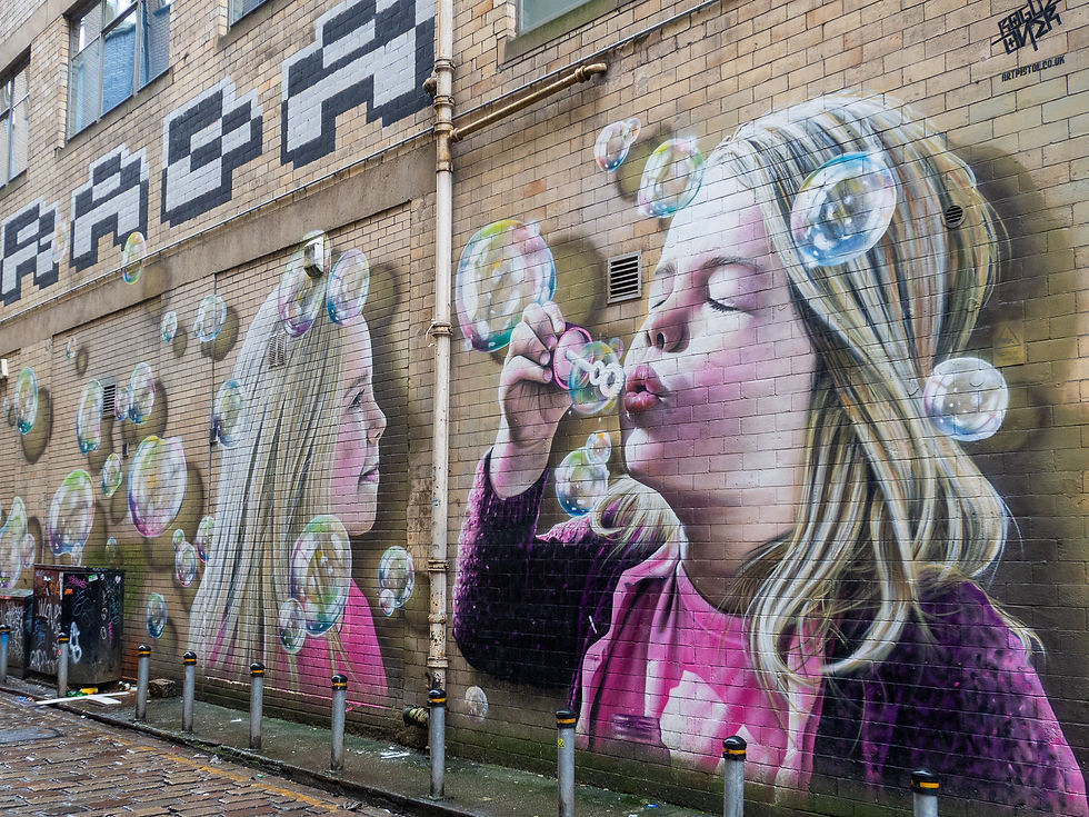 Bubbles Mural by Rogue One, Glasgow, Scotland