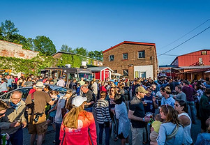 artsriot truck stop.jpg