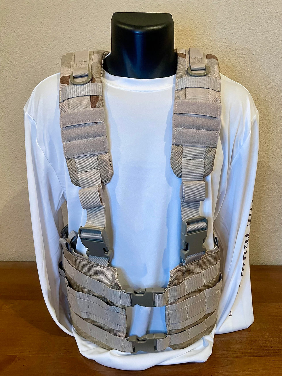 Thumbnail: Desert Camo Vest - Sand Accessories (Tacklebox & Front Pouch Included)