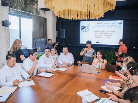 Participa Cobaeh en reunión nacional sobre educación media superior