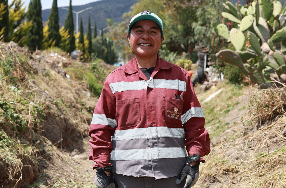 Francisca: 18 años en el mantenimiento urbano.