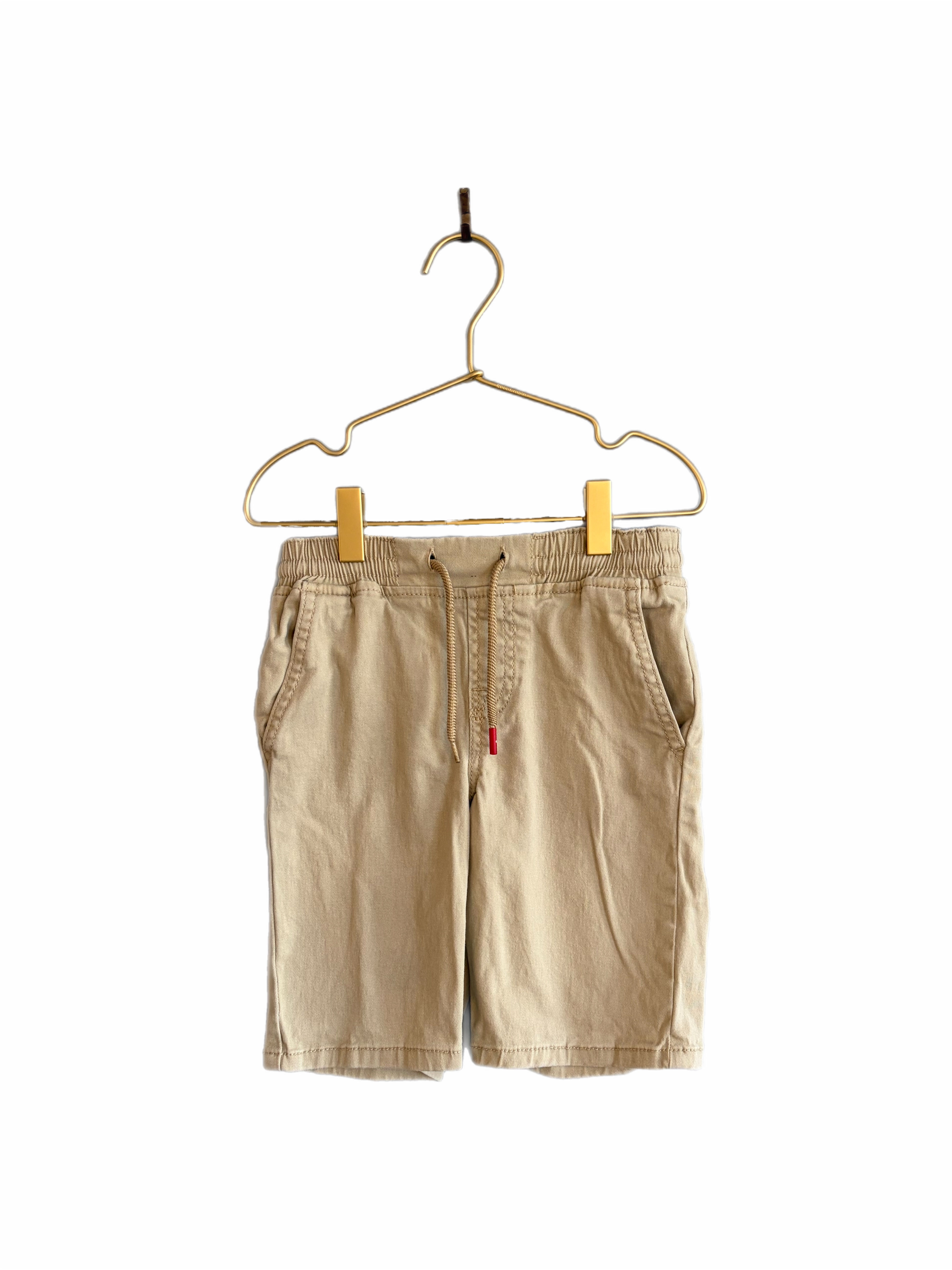 Levis tan cargo shorts 6Y
