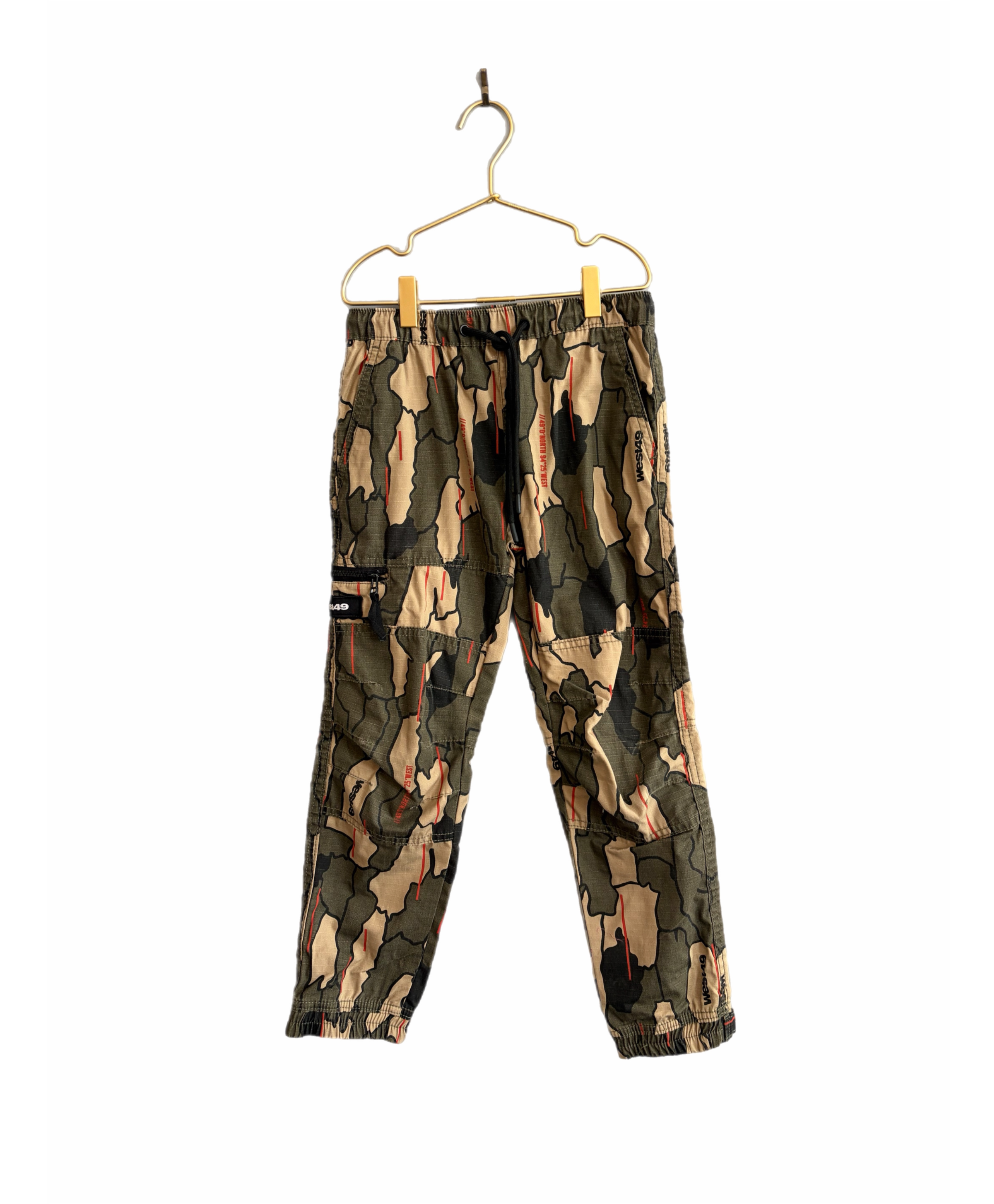 West 49 Joggers camo 7/8Y
