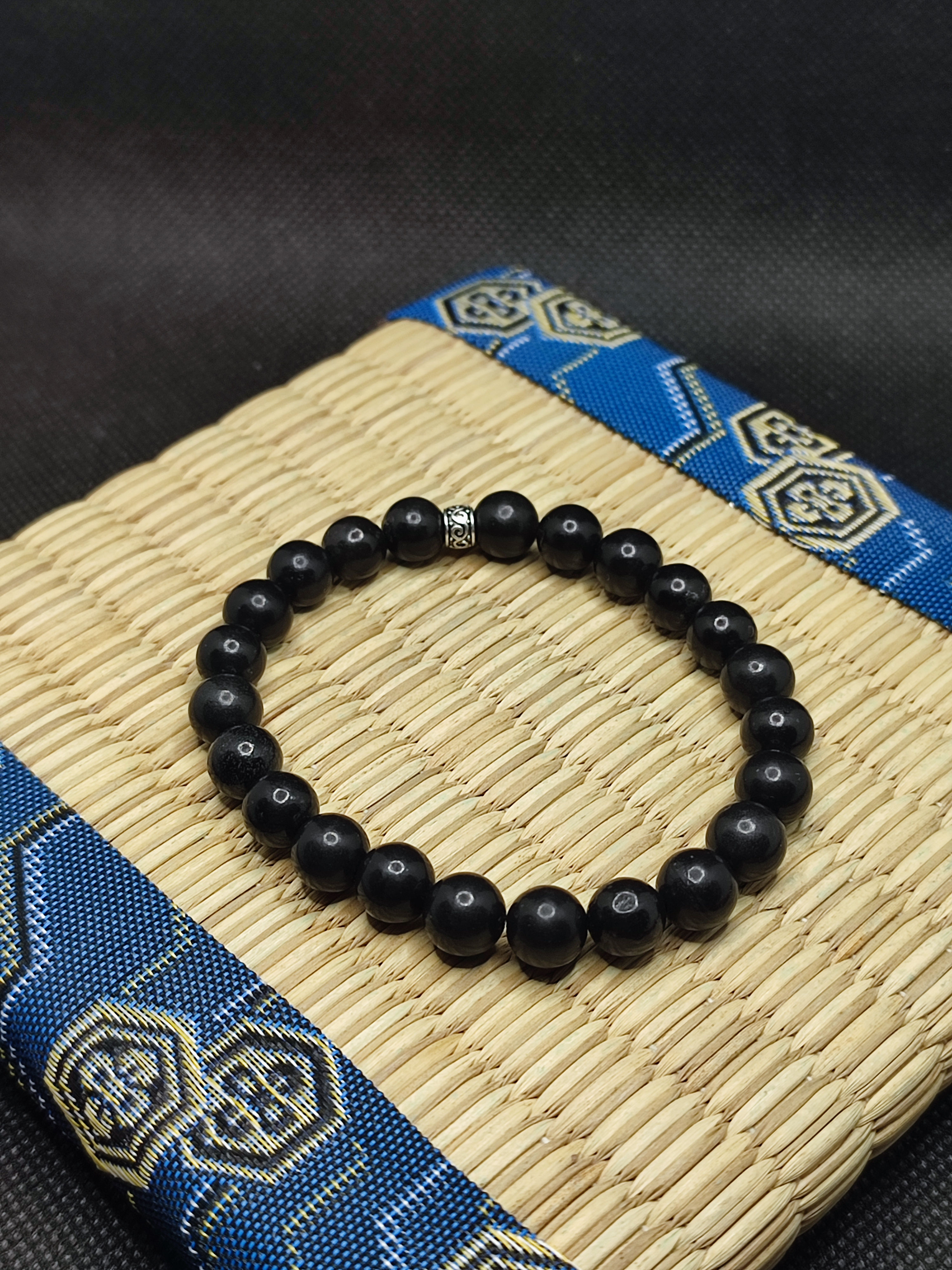 Bracelet en shungite, bracelet contre les ondes électromagnétiques, shungite,