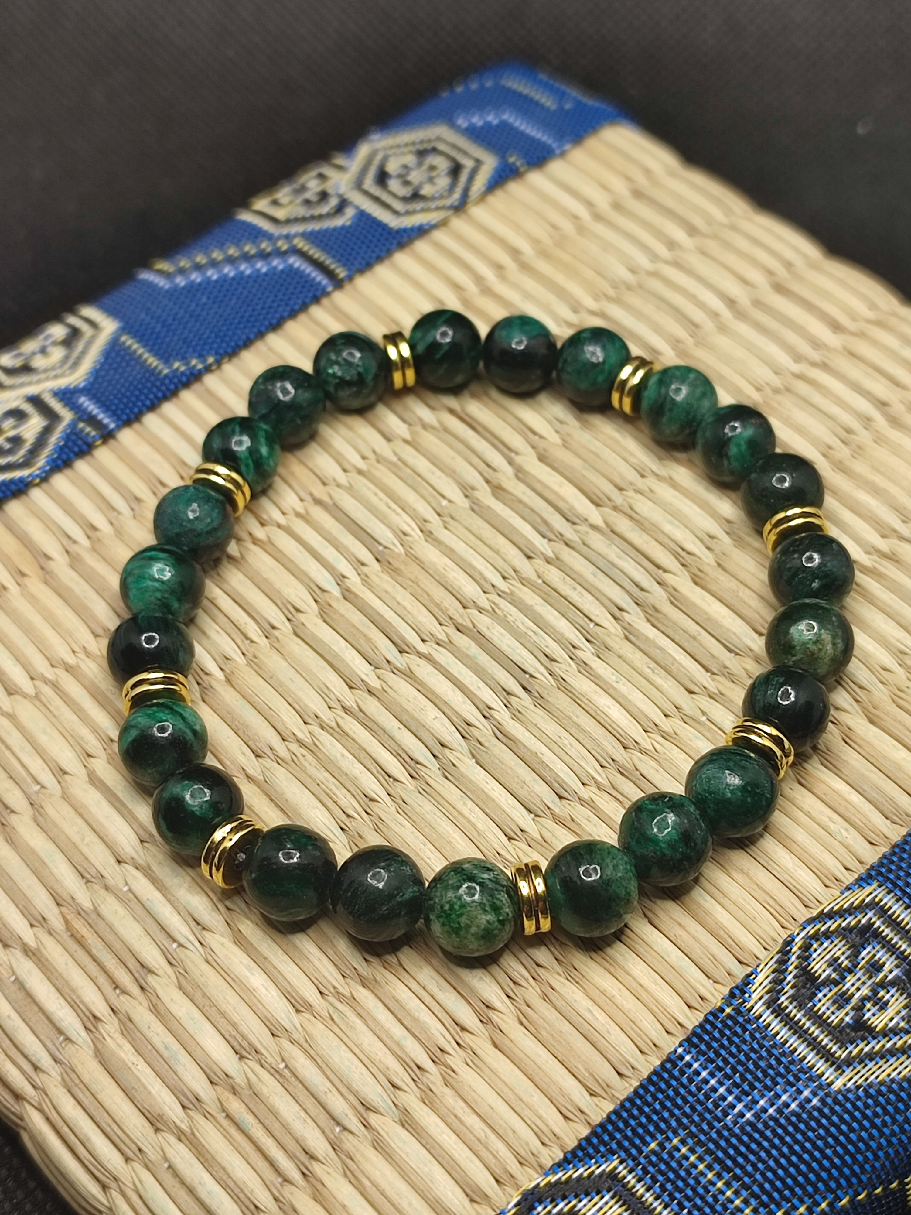 Bracelet en perles d'émeraude d' Afrique