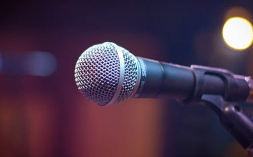 Waarom je brein geen drie uur kan luisteren (en hoe je presentaties, trainingen en workshops interactief maakt)