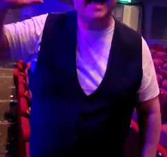 Justin Fletcher says Hello!