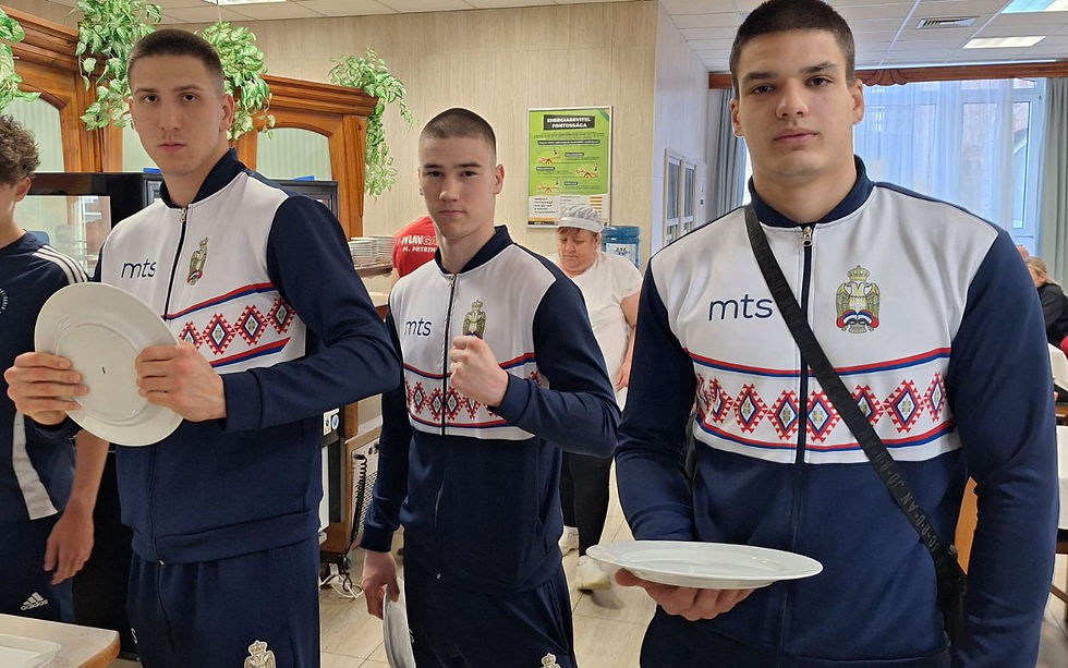 Strpljene u redu pred ručak: Rastko Simić, David Grošin i Marko Pižurica