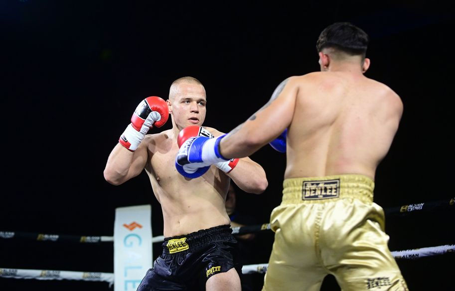 UTVRĐEN FIGHT CARD NA BALKAN BOXING 9 DOGAĐAJU U SARAJEVU: Benjamin Poturak, sin legendarne “BH Mašine” boksovaće za četvrtu profesionalnu pobedu