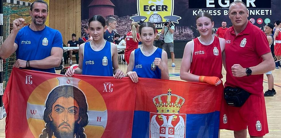 TRI ZLATNE MEDALJE U MAĐARSKOJ: Na međunarodnom turniru za mlađe uzraste u Egeru bokserke Srbije apsolutno dominirale