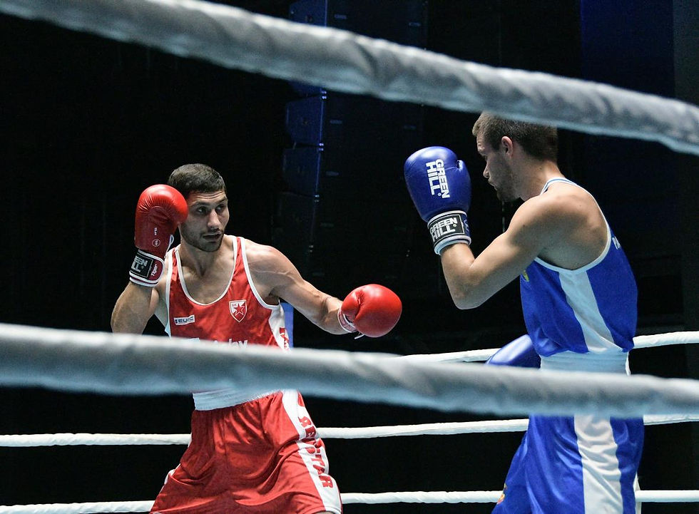 Pavel Fedorov (levo)