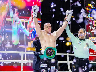 ŠAMPIONSKA POBEDA U HERCEG NOVOM: Zvjezdan Vidaković osvojio WBC internacionalni silver pojas
