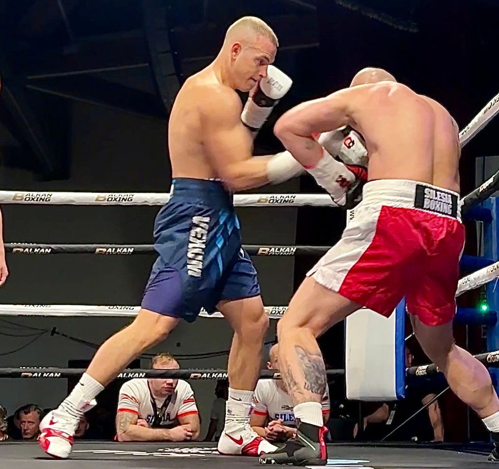 Jovan Nikolić (levo)