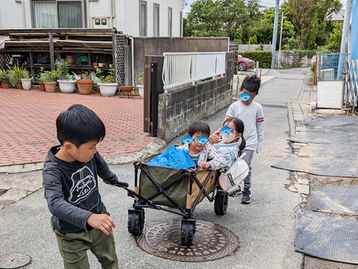 逗子海岸で砂鉄とり