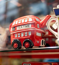 LONDON-TEAPOT.jpg