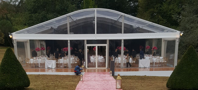031LaFabriqueSAUVAGE-EvénementsMARIAGES-AnniversaireDeMariage-VasesMartini-BouleHortensias