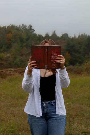 Portretshoot in de Belgische natuur met boek