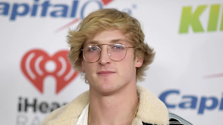 Logan Paul (https://www.hindustantimes.com/rf/image_size_960x540/HT/p2/2018/12/08/Pictures/logan-paul_e6aed856-fac4-11e8-9d17-a8cab32bfcb1.jpg)