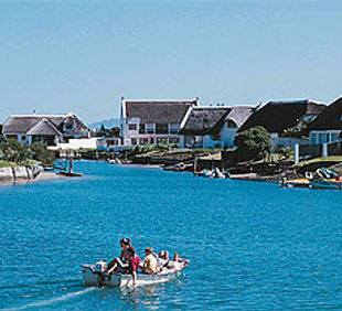st_francis_bay_tourism.jpg