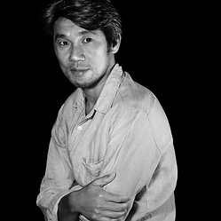 Yanjin Huang