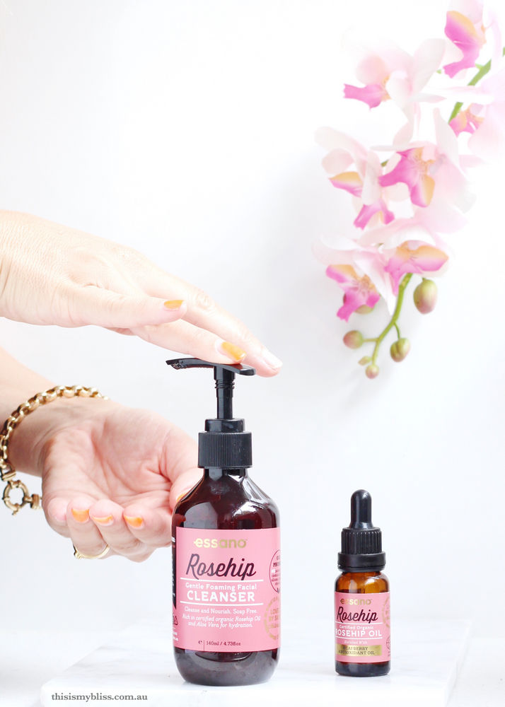 essano rosehip gentle foaming facial cleanser