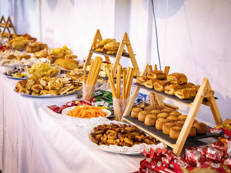 A Guide to Catering for Your Wedding That's Affordable and Hassle-free